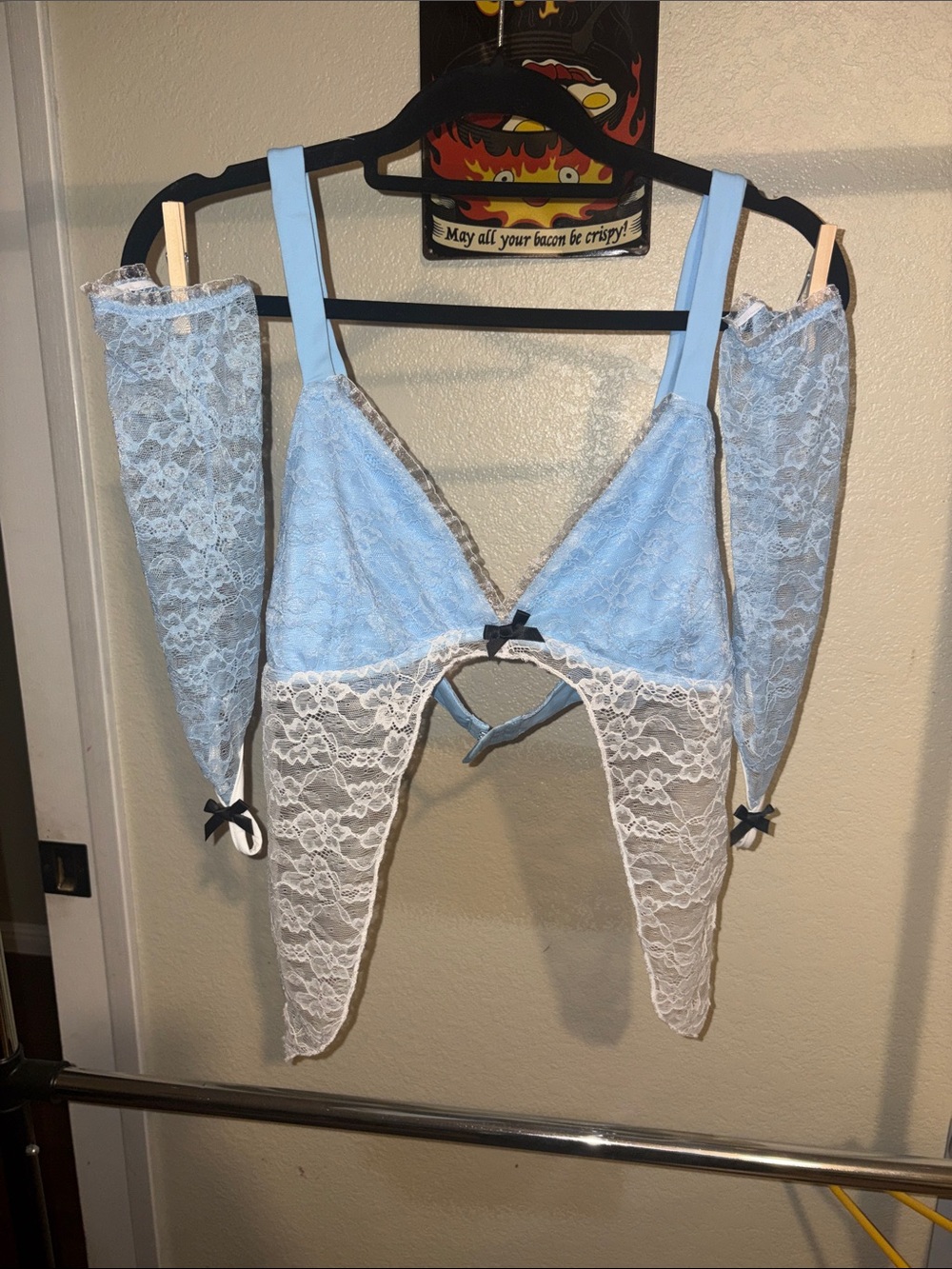 #208 XL Blue top